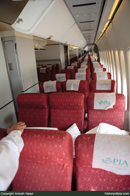 PIA Boeing 747-240B (SCD)