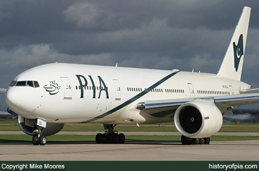 PIA Boeing 777-240ER