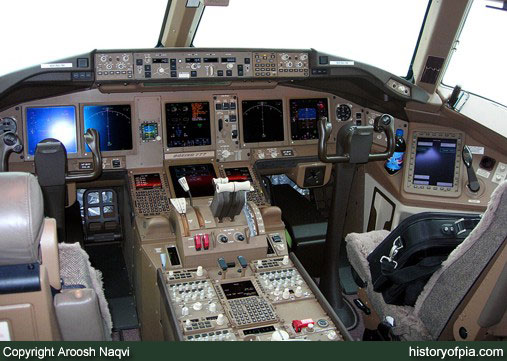 PIA Boeing 777-340ER
