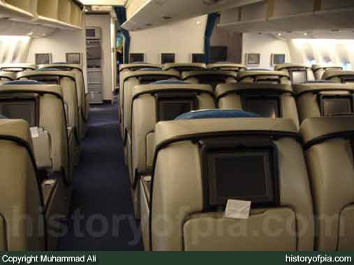 PIA Boeing 777-240ER