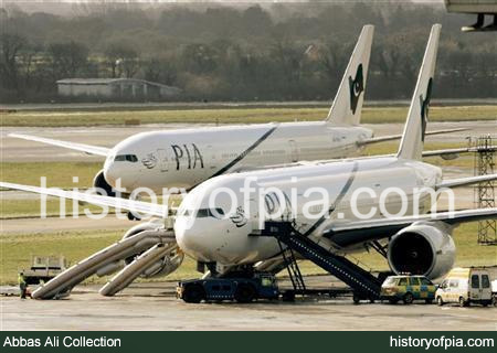PIA Boeing 777-240ER