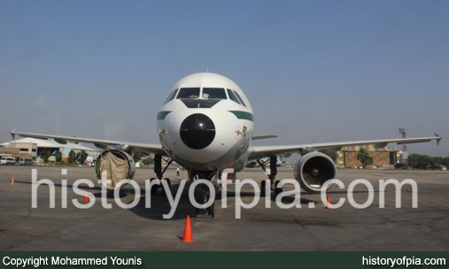 PIA Airbus A320-214