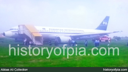PIA Airbus A320-214
