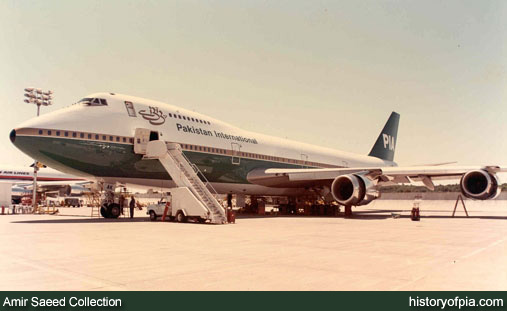 PIA Boeing 747-240B (SCD)