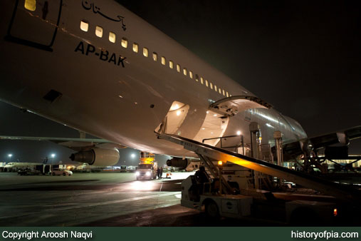 PIA Boeing 747-240B (SCD)