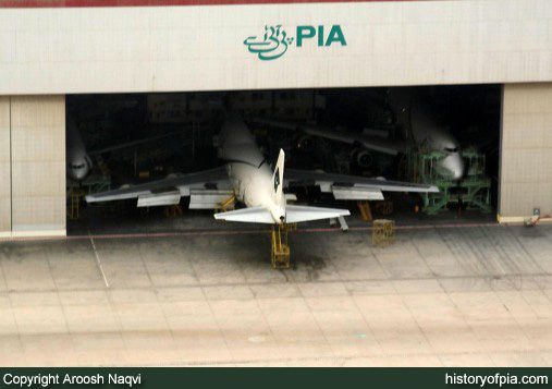 PIA Boeing 747-240B (SCD)