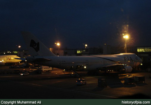 PIA Boeing 747-240B (SCD)
