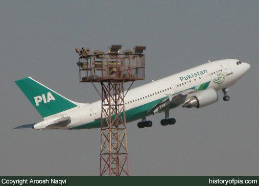 PIA Airbus A310-308
