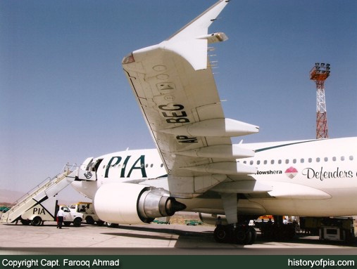 PIA Airbus A310-308