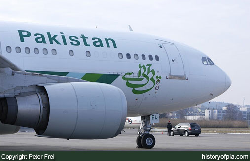 PIA Airbus A310-308