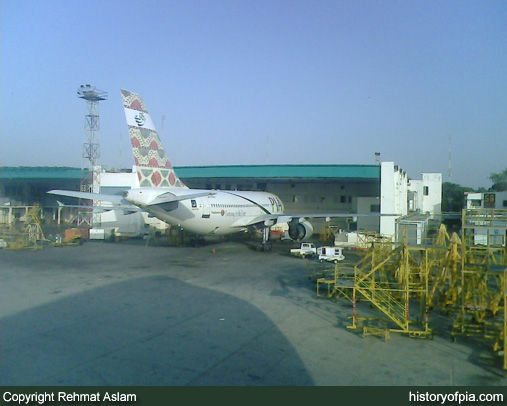 PIA Airbus A310-308