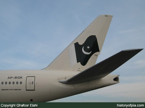 PIA Boeing 777-240ER