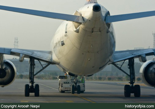 PIA Airbus A310-324ET