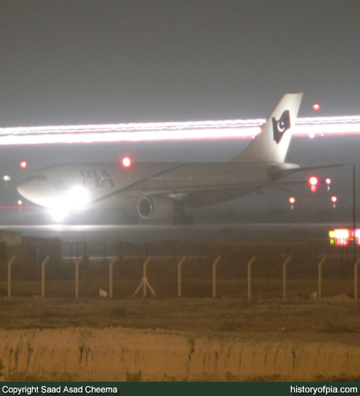 PIA Airbus A310-324ET