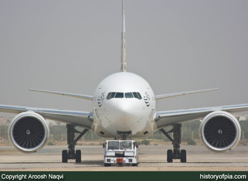 PIA Boeing 777-340ER
