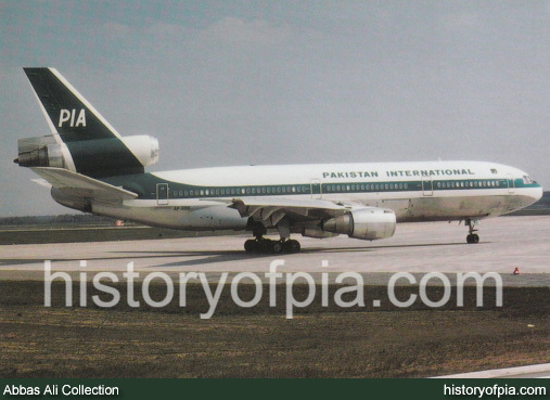 PIA McDonnell Douglas DC-10-30 Postcard
