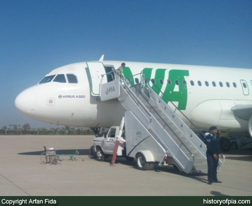 Air Via Airbus A320-232